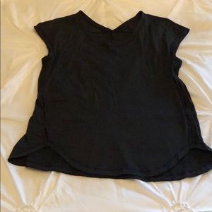 Lululemon tee